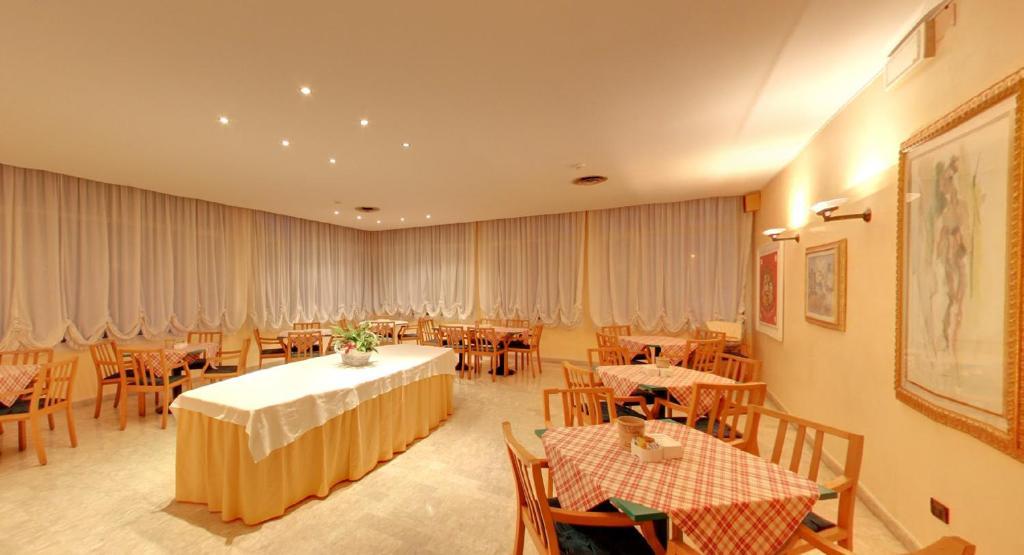 Hotel Rosa Abano Terme Exterior foto